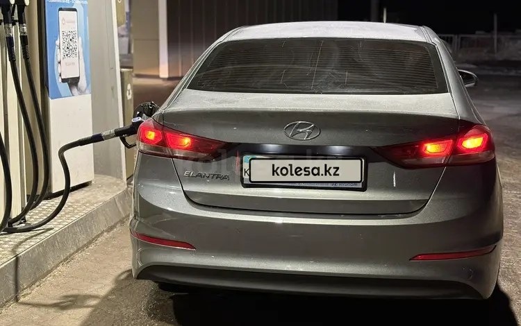 Hyundai Elantra 2018 годаүшін8 000 000 тг. в Астана