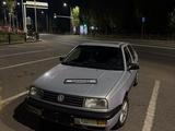 Volkswagen Vento 1992 года за 1 800 000 тг. в Астана