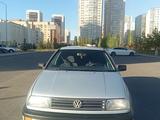 Volkswagen Vento 1992 года за 1 800 000 тг. в Астана – фото 5