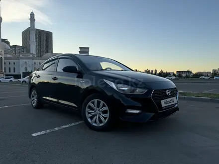 Hyundai Accent 2019 года за 6 900 000 тг. в Астана – фото 2