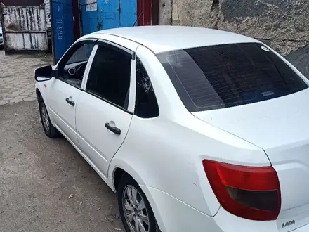 ВАЗ (Lada) Granta 2190 2012 года за 1 800 000 тг. в Караганда – фото 2