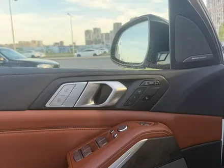 BMW X7 2021 года за 51 000 000 тг. в Астана – фото 10