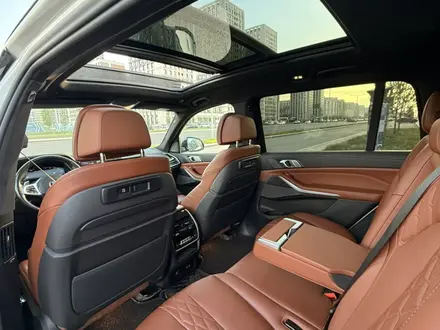 BMW X7 2021 года за 51 000 000 тг. в Астана – фото 14