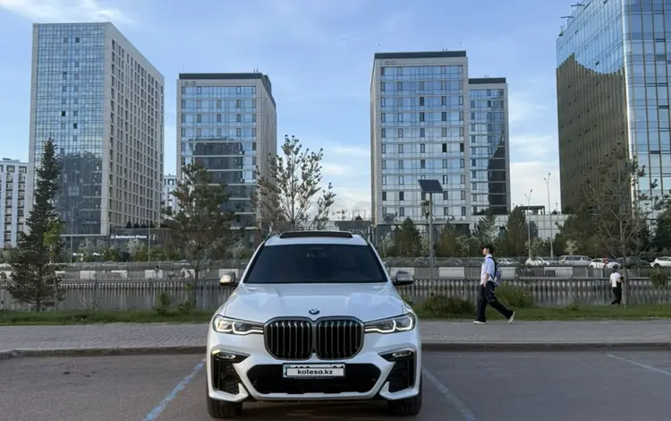 BMW X7 2021 года за 51 000 000 тг. в Астана
