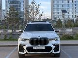BMW X7 2021 года за 51 500 000 тг. в Астана – фото 2