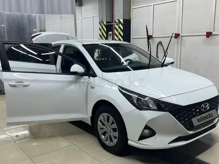 Hyundai Accent 2021 года за 7 100 000 тг. в Астана – фото 4