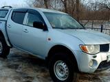 Mitsubishi L200 2008 года за 4 750 000 тг. в Алматы – фото 2