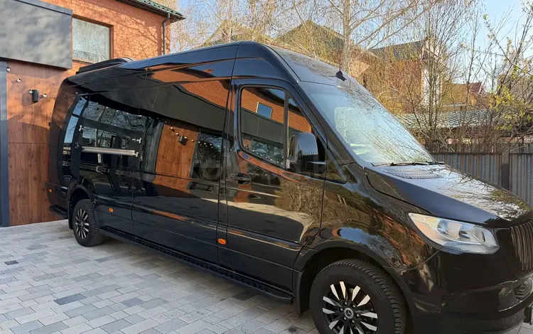 Mercedes-Benz Sprinter 2023 года за 41 700 000 тг. в Астана