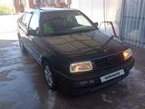 Volkswagen Vento 1992 года за 1 000 000 тг. в Караганда – фото 3