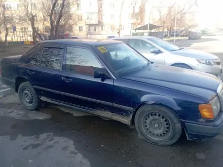 Mercedes-Benz E 200 1989 года за 1 485 000 тг. в Конаев (Капшагай) – фото 4