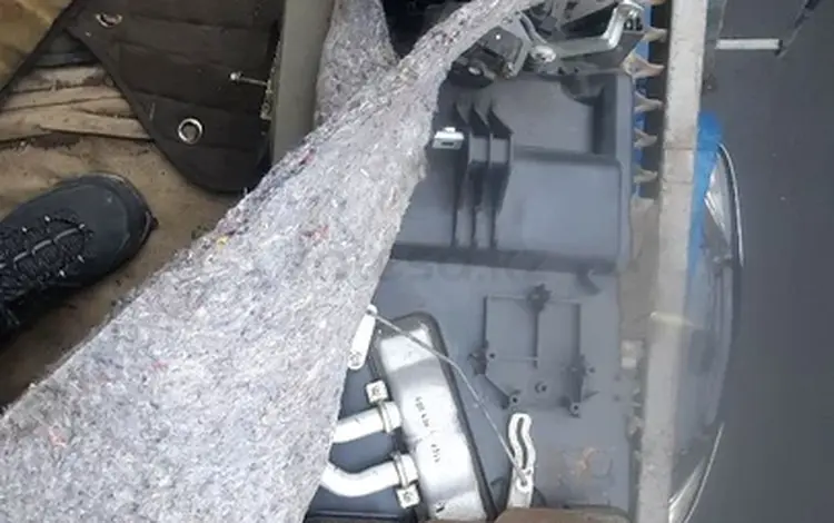 Радиатор печки на Мерседес ML163 за 30 000 тг. в Алматы
