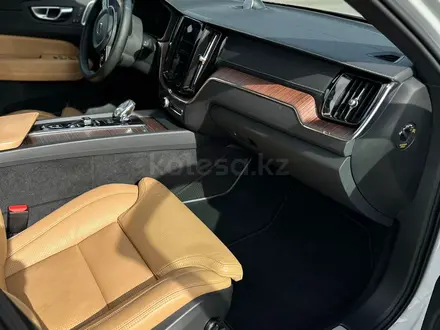 Volvo XC60 2021 года за 24 000 000 тг. в Астана – фото 14