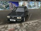 Volkswagen Golf 1993 года за 1 000 000 тг. в Актау – фото 2