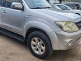 Toyota Fortuner 2007 года за 8 500 000 тг. в Актобе – фото 3