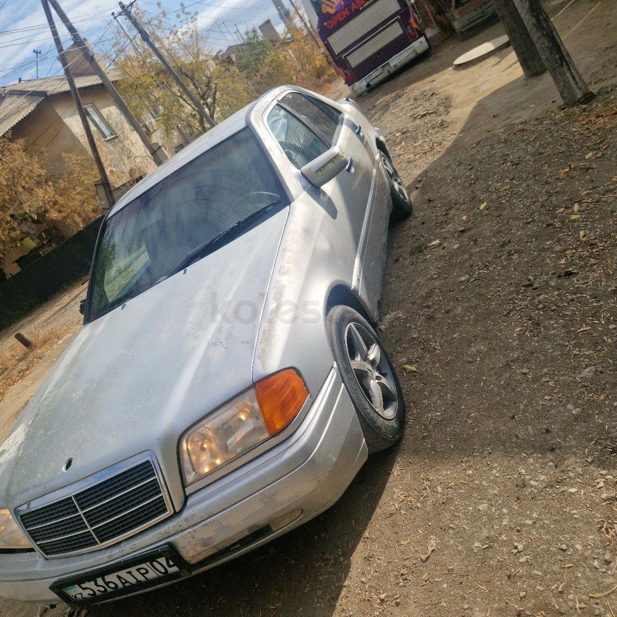 Mercedes-Benz S 280 1994 г.