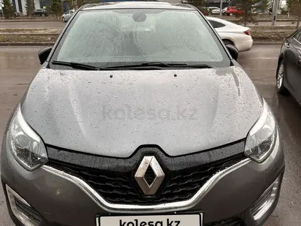 Renault Kaptur 2019 года за 8 130 000 тг. в Астана