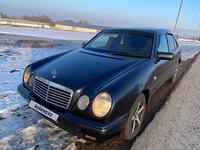 Mercedes-Benz E 230 1997 года за 2 800 000 тг. в Талдыкорган