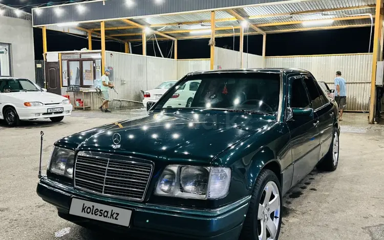 Mercedes-Benz E 280 1995 года за 2 850 000 тг. в Шымкент