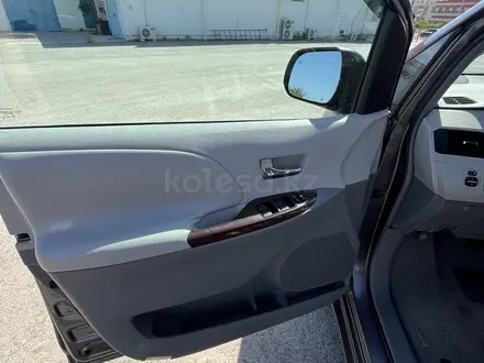 Toyota Sienna 2012 года за 6 800 000 тг. в Актау – фото 9