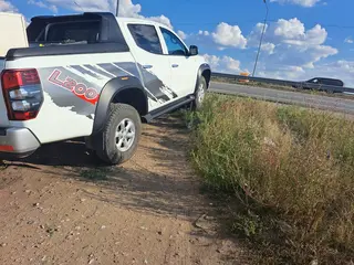 Mitsubishi L200