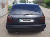 Volkswagen Golf 1993 годаfor1 400 000 тг. в Семей – фото 5