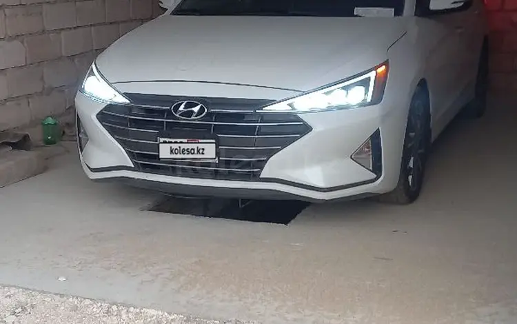 Hyundai Elantra 2019 года за 7 500 000 тг. в Актау