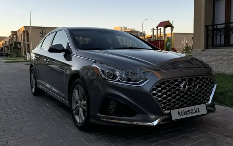 Hyundai Sonata 2018 годаүшін9 500 000 тг. в Шымкент