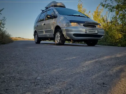 Ford Galaxy 1998 года за 3 000 000 тг. в Караганда – фото 2