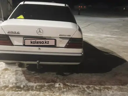 Mercedes-Benz E 200 1992 года за 1 000 000 тг. в Актобе – фото 5