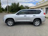 Toyota Land Cruiser Prado 2011 года за 10 500 000 тг. в Уральск – фото 3