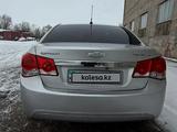 Chevrolet Cruze 2012 года за 3 700 000 тг. в Караганда – фото 4