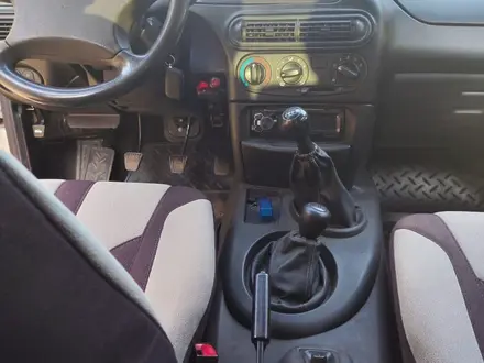 Chevrolet Niva 2007 года за 2 700 000 тг. в Усть-Каменогорск – фото 11