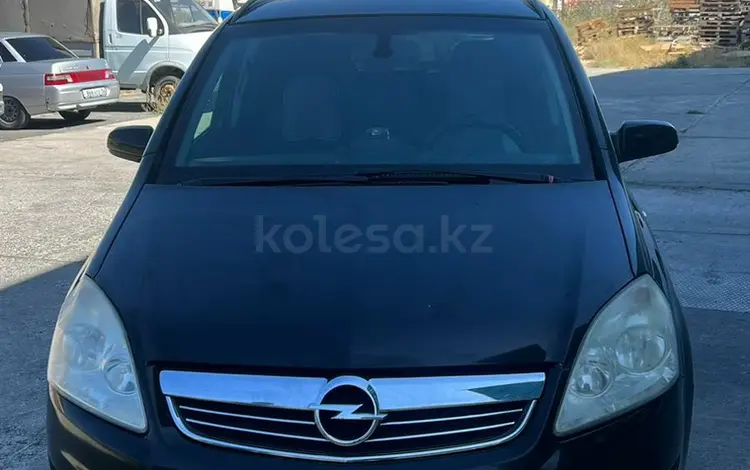 Opel Zafira 2008 годаfor4 200 000 тг. в Атырау