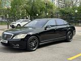 Mercedes-Benz S 500 2006 годаүшін8 200 000 тг. в Алматы – фото 5