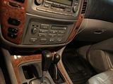 Toyota Land Cruiser 2004 годаfor7 500 000 тг. в Актобе – фото 5