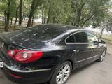 Volkswagen Passat CC 2010 года за 3 700 000 тг. в Алматы – фото 2