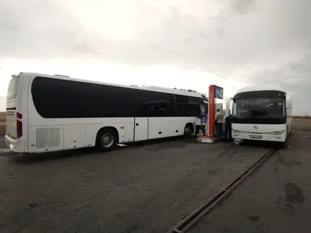 King Long  57 МЕСТ ПРИГОРОДНЫЙ междугородний туристический дизельный автобус 2022 года за 67 990 000 тг. в Атырау – фото 10