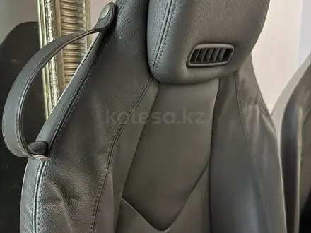 Кресла передние за 520 000 тг. в Алматы