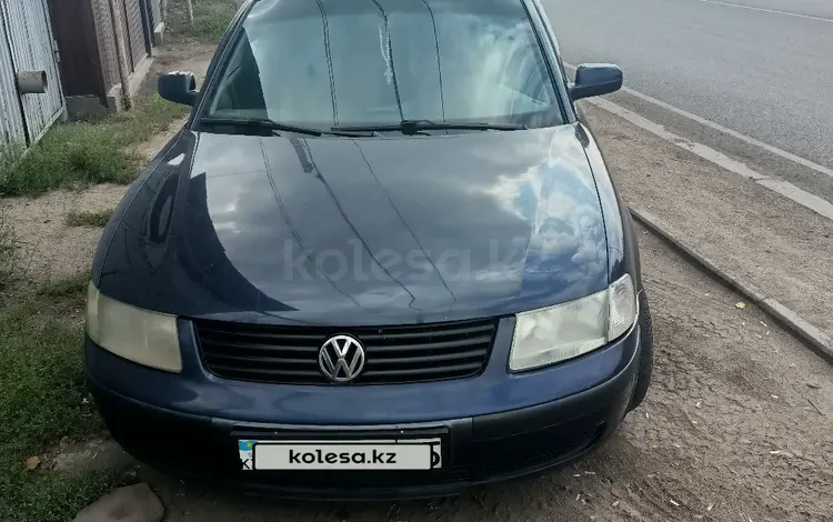 Volkswagen Passat 1998 годаүшін2 200 000 тг. в Алматы