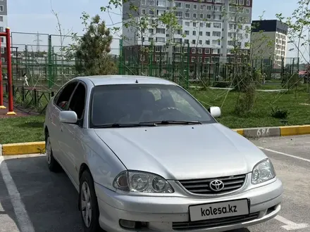 Toyota Avensis 2002 года за 2 800 000 тг. в Шымкент – фото 2