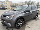 Toyota RAV4 2017 годаүшін7 700 000 тг. в Актау