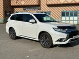 Mitsubishi Outlander 2022 года за 13 150 000 тг. в Алматы – фото 5