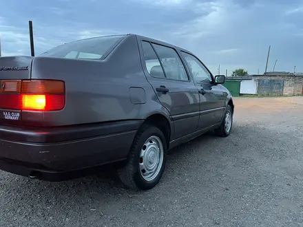 Volkswagen Vento 1993 года за 1 995 000 тг. в Караганда – фото 16