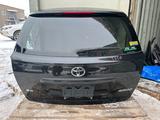 Крышка багажника Toyota Avensis T250 универсал из Японии за 50 000 тг. в Караганда