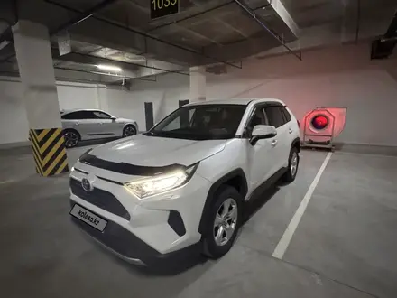 Toyota RAV4 2021 года за 14 999 999 тг. в Алматы – фото 4