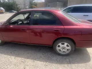 Mazda Cronos
