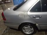 Mercedes-Benz C 180 1994 года за 1 800 000 тг. в Тараз – фото 2