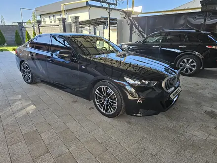 BMW 520 2024 года за 32 000 000 тг. в Алматы – фото 9