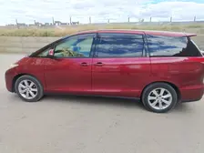 Toyota Estima, 2012