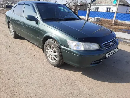 Toyota Camry 2000 года за 3 500 000 тг. в Кокшетау – фото 3